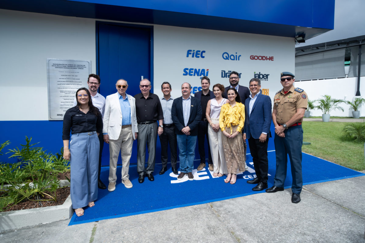 Qair fortalece parceria com o SENAI Ceará na inauguração do novo anexo do Centro de Excelência para Transição Energética, com foco em hidrogênio verde, energia solar e mobilidade elétrica.